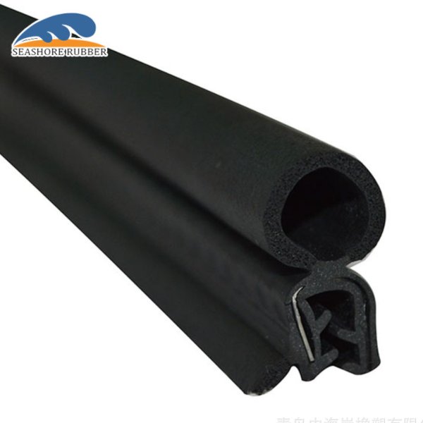 頂泡側(cè)泡鋼帶骨架復(fù)合汽車用密封條 發(fā)動(dòng)機(jī)蓋EPDM三元乙丙橡膠條  (1)